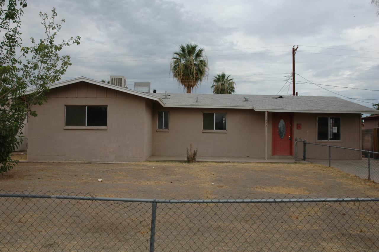 2650 N 48th Ln., Phoenix, AZ 85035