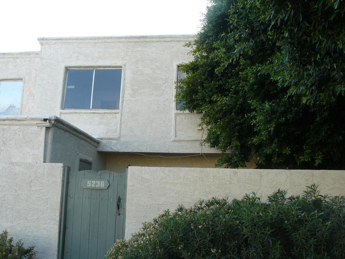 5236 N 42nd Pkwy., Phoenix, AZ 85019