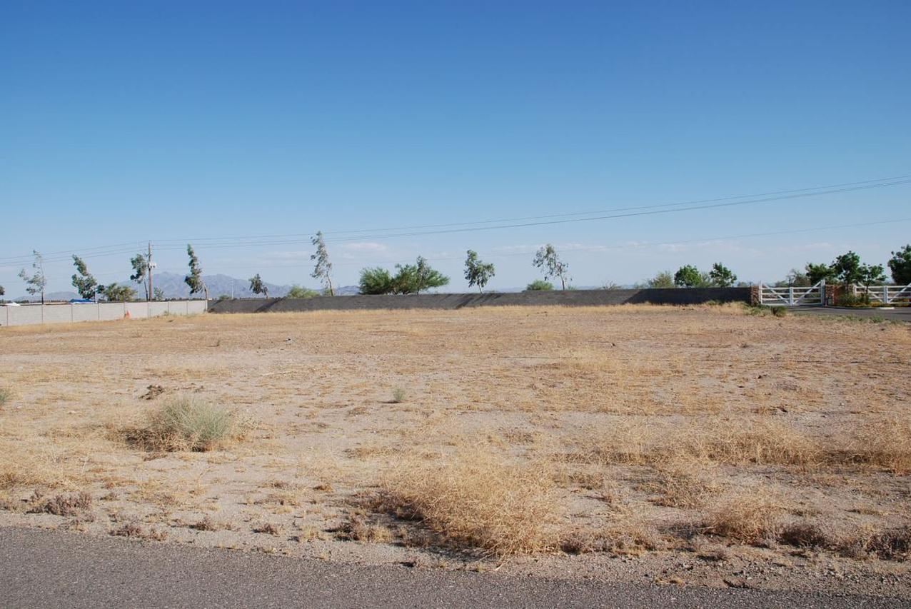 19017 W Verde Ln. #29, Litchfield Park, AZ 85340