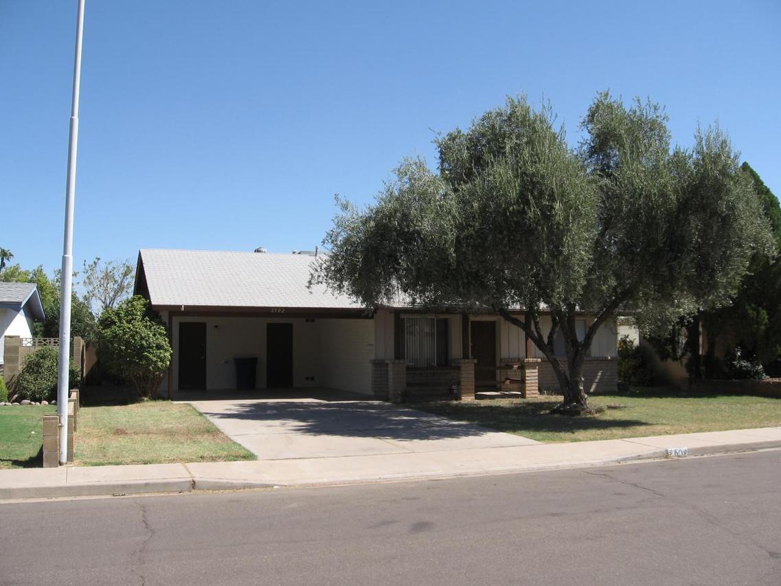 2502 E Pebble Beach Dr., Tempe, AZ 85282