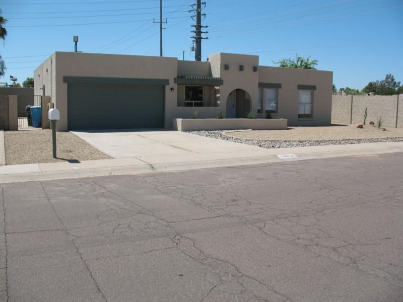 13652 N 40th Dr., Phoenix, AZ 85029
