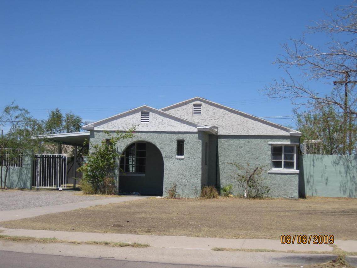 2002 W Monte Vista Rd., Phoenix, AZ 85009