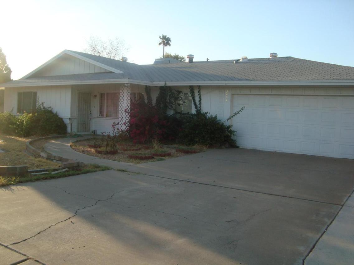 2424 W Greenbriar Dr., Phoenix, AZ 85023