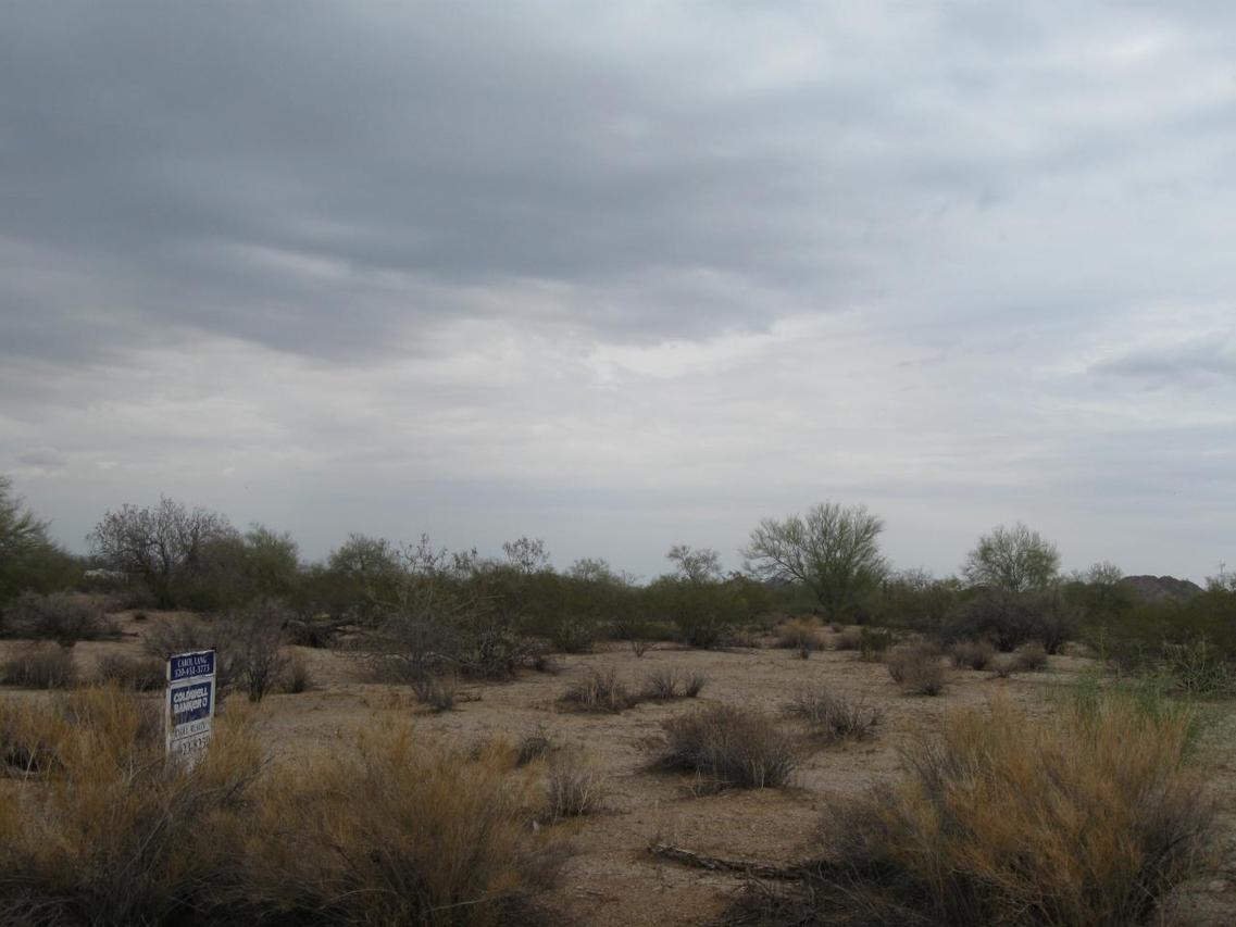 S Deer Tr., Maricopa, AZ 85239