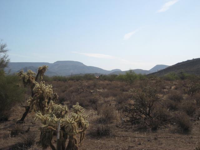 300 E Circle Mountain Rd., New River, AZ 85087