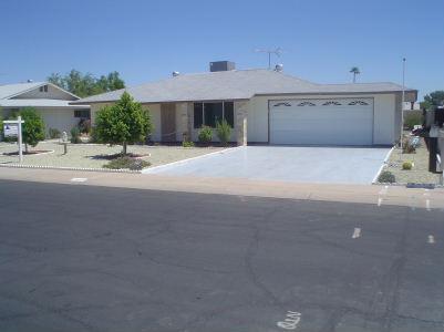19617 N 99th Dr., Sun City, AZ 85373