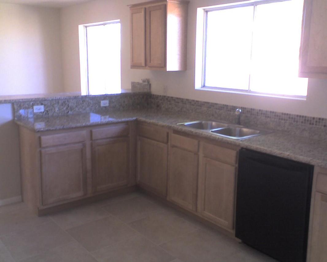 12236 N 49th Dr., Glendale, AZ 85304