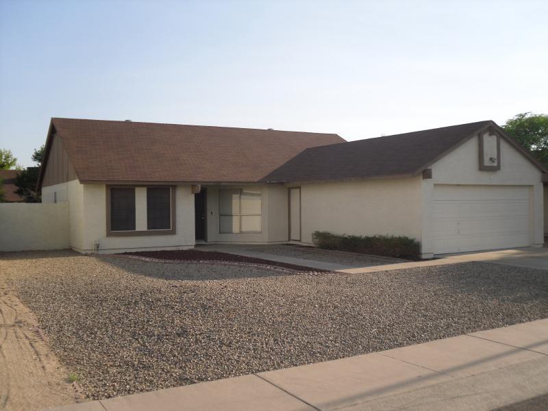 7127 W Tuckey Ln., Glendale, AZ 85303