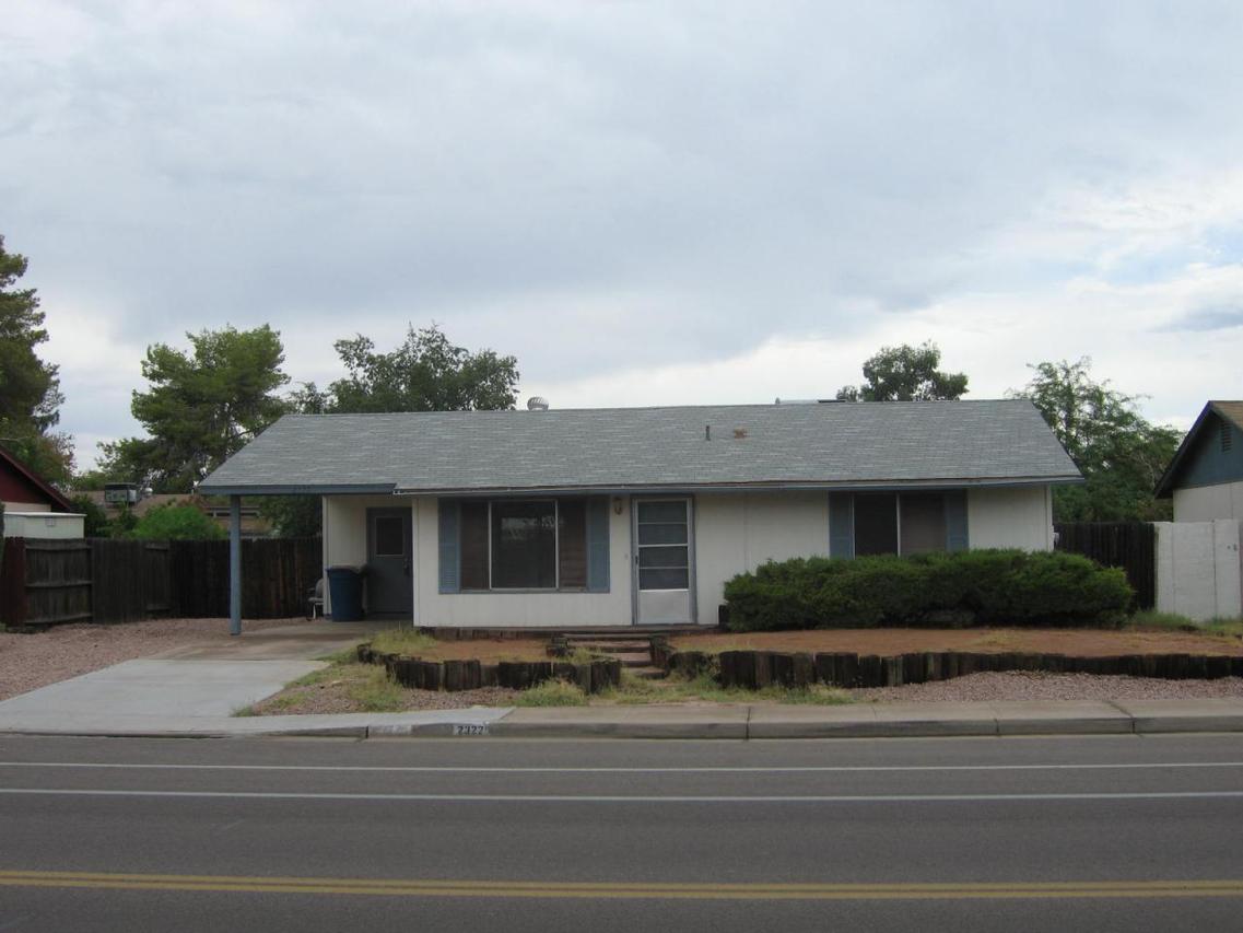 2322 N Evergreen St., Chandler, AZ 85225