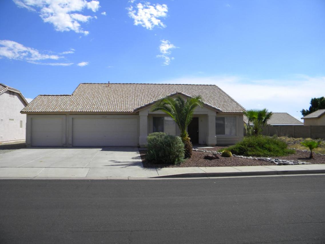 1227 W 12th Ave., Apache Junction, AZ 85120