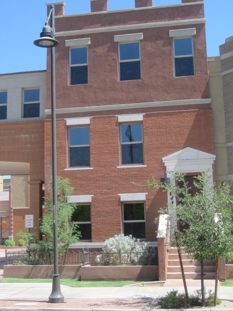 645 S Roosevelt St., Tempe, AZ 85281