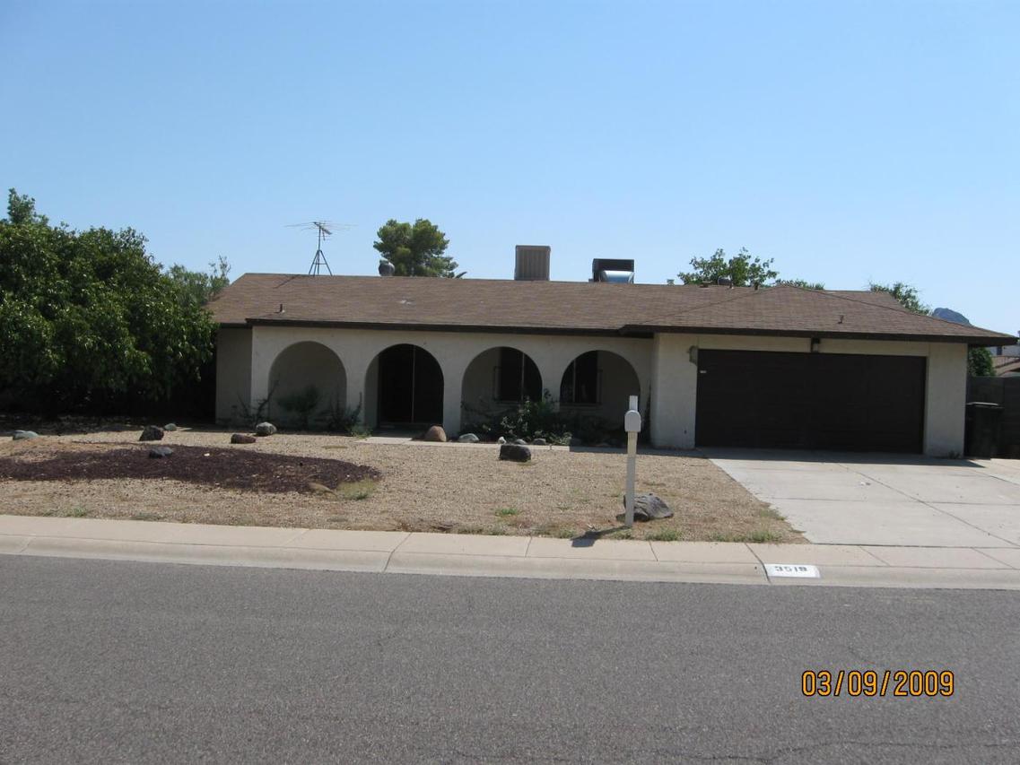 3519 E De Poe Ln., Phoenix, AZ 85028