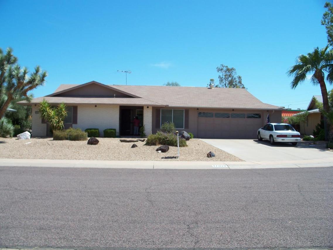 17019 N 95th Dr., Sun City, AZ 85373