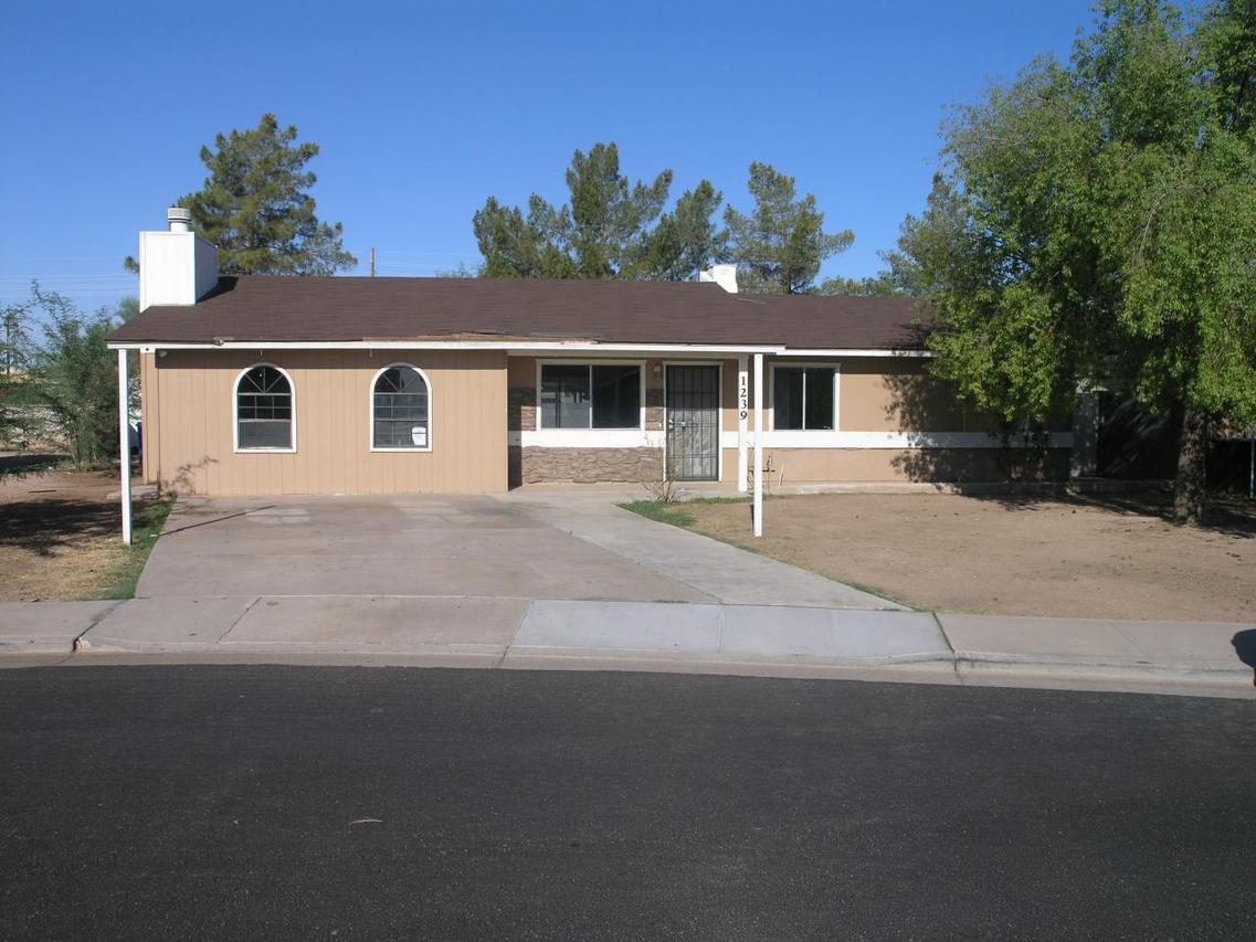 1239 E Forge Ave., Mesa, AZ 85204