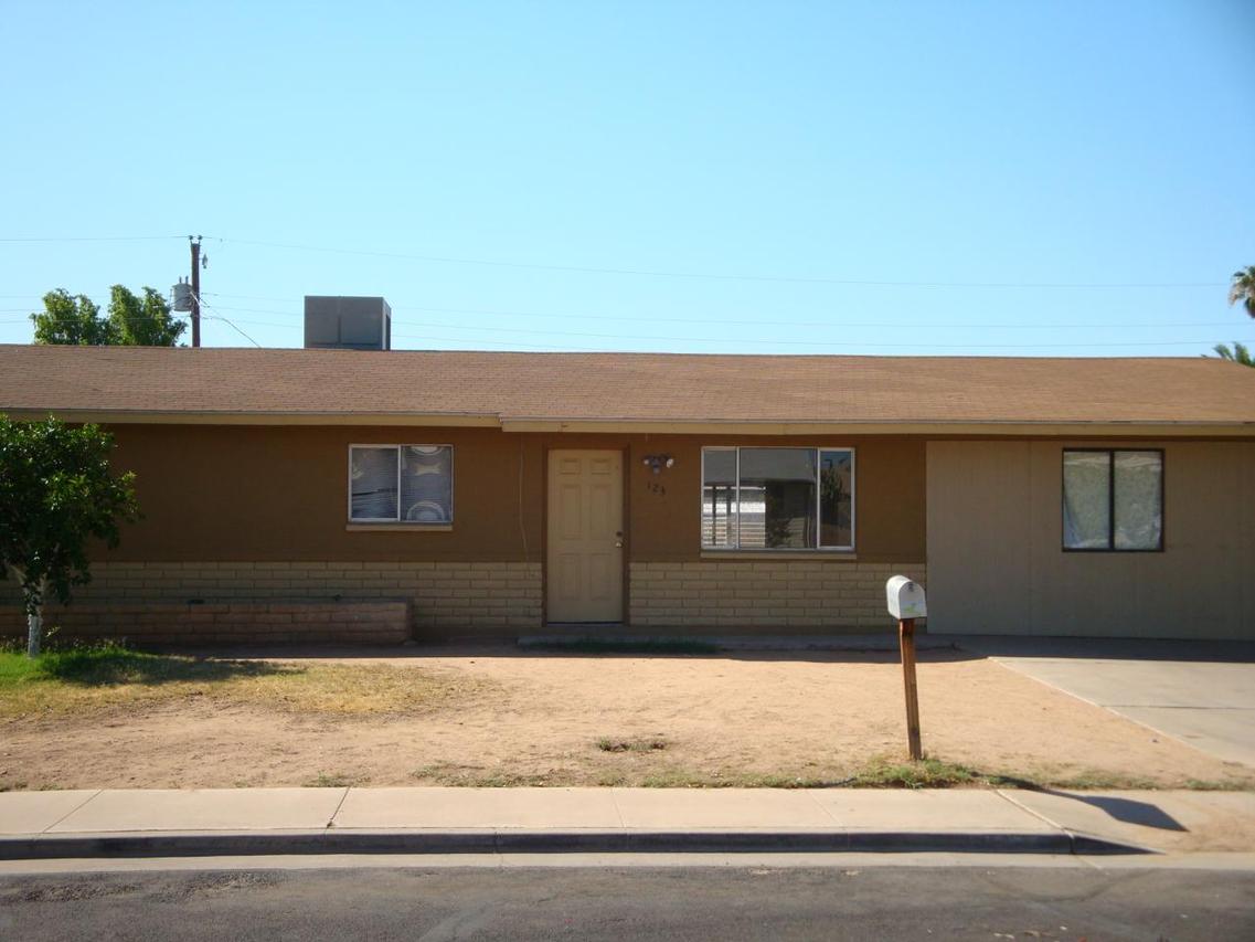 123 E Grove Ave., Mesa, AZ 85210