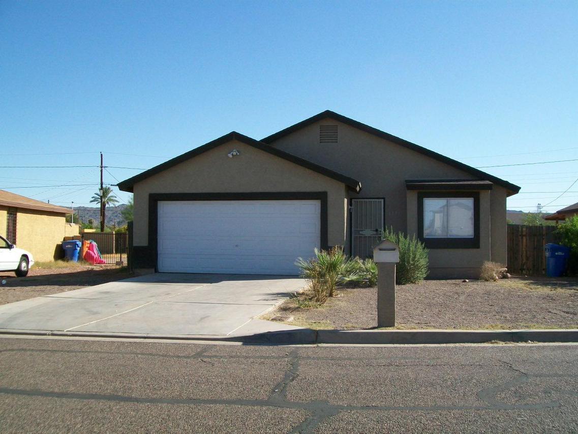 1725 E Pueblo Ave., Phoenix, AZ 85040