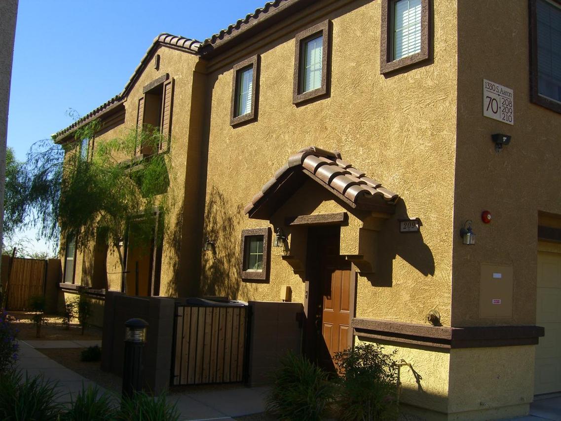 1330 S Aaron #208, Mesa, AZ 85209