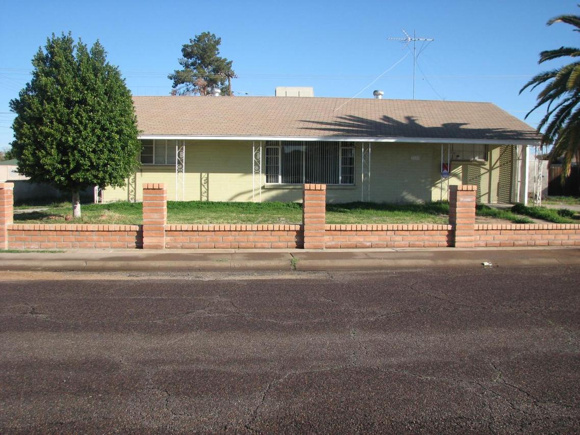2038 W San Miguel Ave., Phoenix, AZ 85015