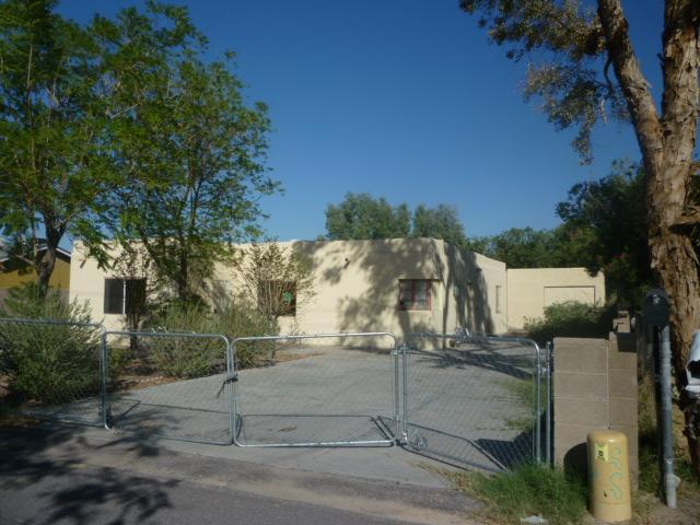 6033 S 1st St., Phoenix, AZ 85042