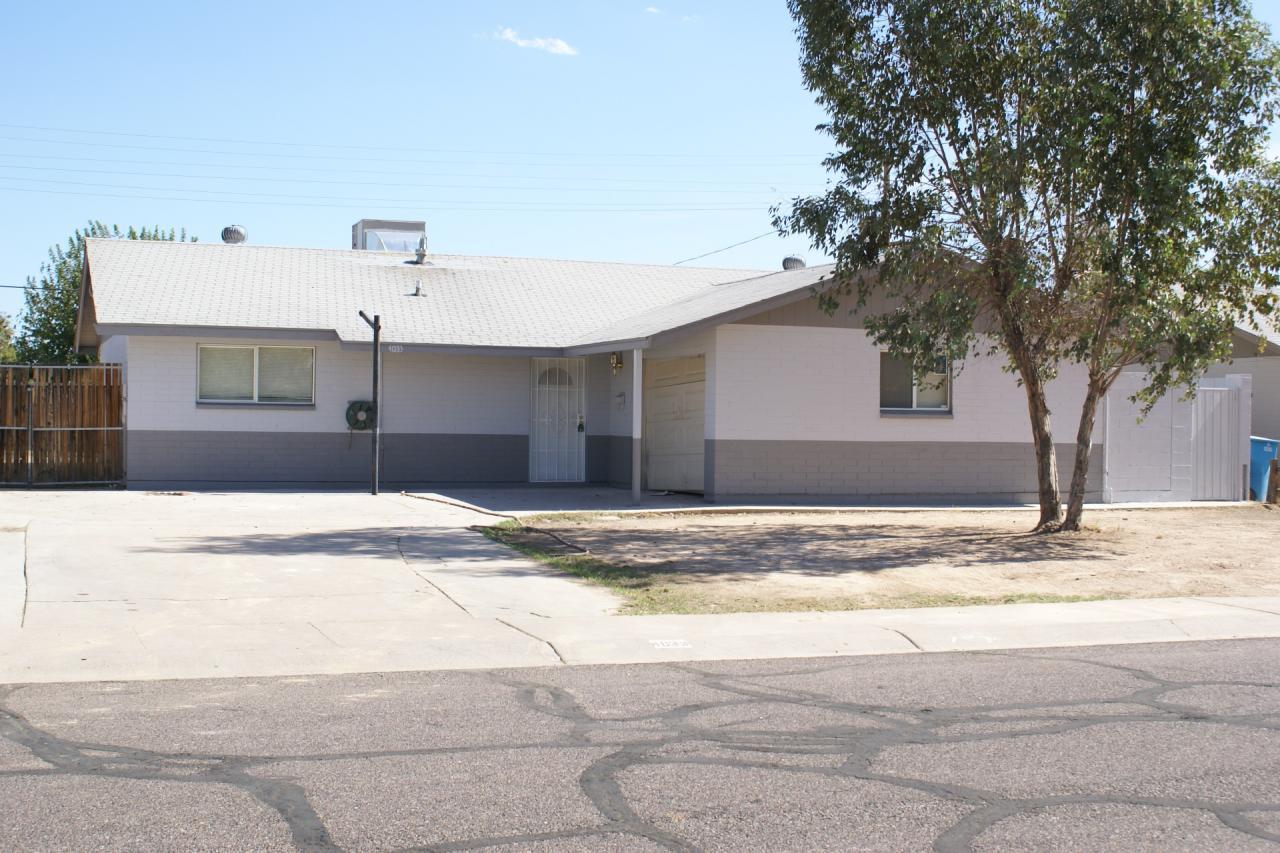 4033 N 57th Dr., Phoenix, AZ 85031