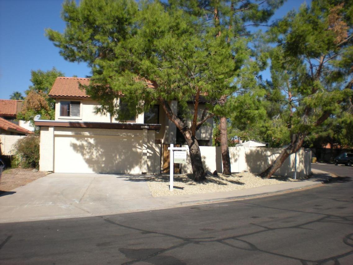 2320 S El Marino St., Mesa, AZ 85202