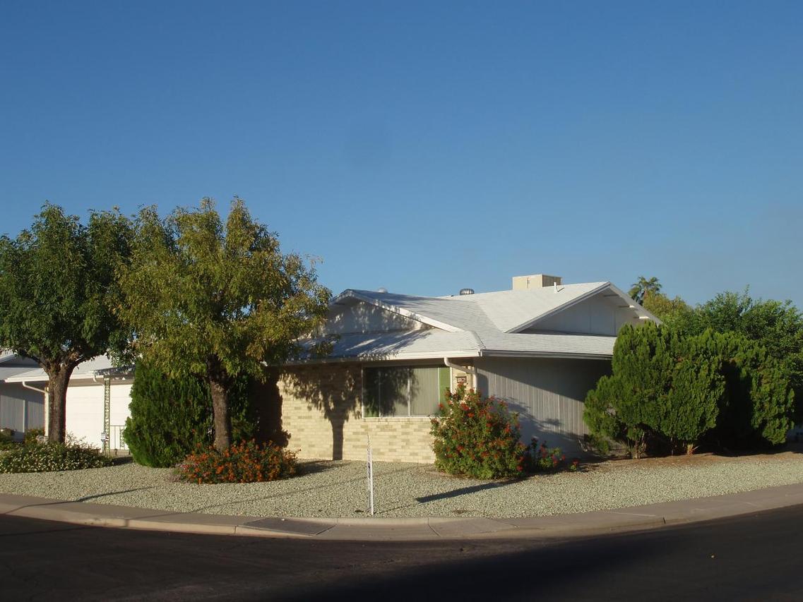 9902 W Signal Butte Cir., Sun City, AZ 85373
