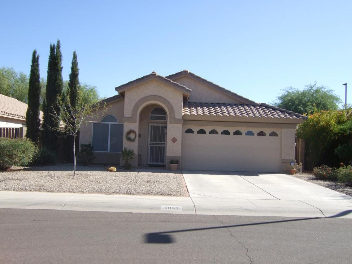 1049 N Monterey St., Gilbert, AZ 85233