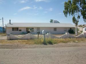 742 S Grand Dr., Apache Junction, AZ 85120
