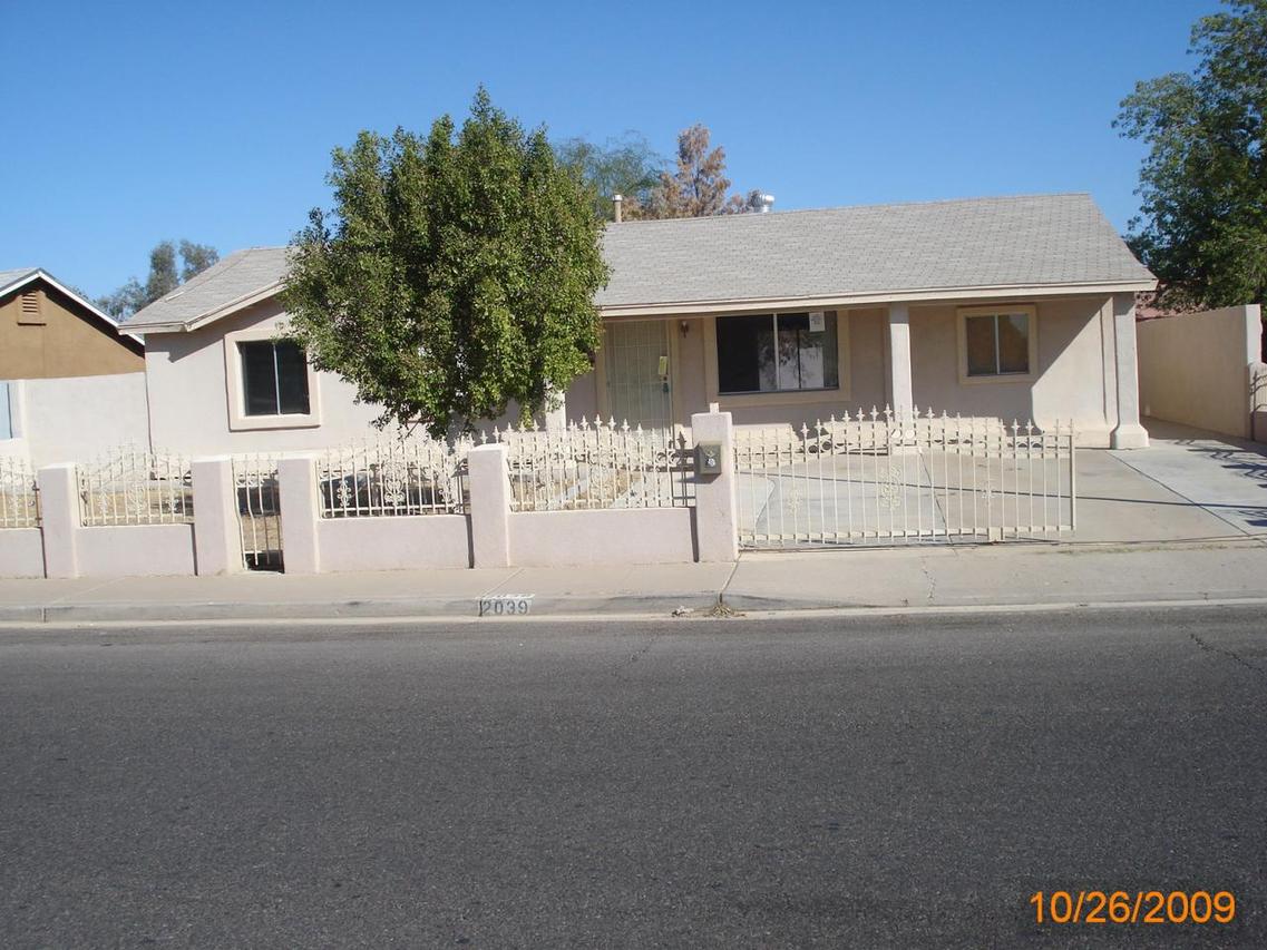 2039 N 63rd Ave., Phoenix, AZ 85035