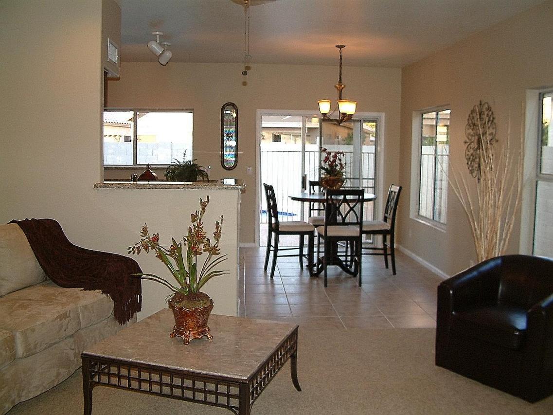 260 W Amoroso Dr., Gilbert, AZ 85233