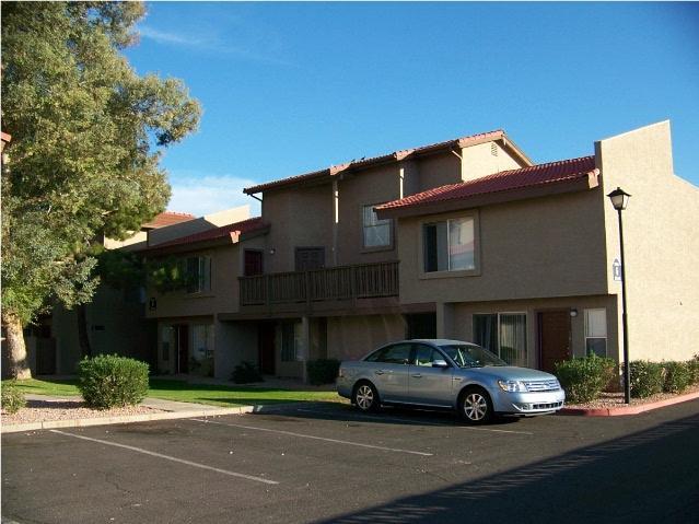 4828 W Orangewood Ave. #122, Glendale, AZ 85301