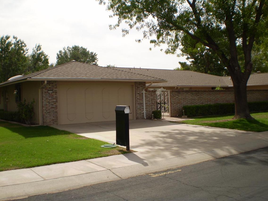 10103 W Saddle Ridge Dr., Sun City, AZ 85373