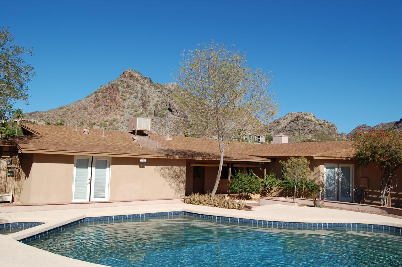 2301 E Squaw Peak Dr., Phoenix, AZ 85016