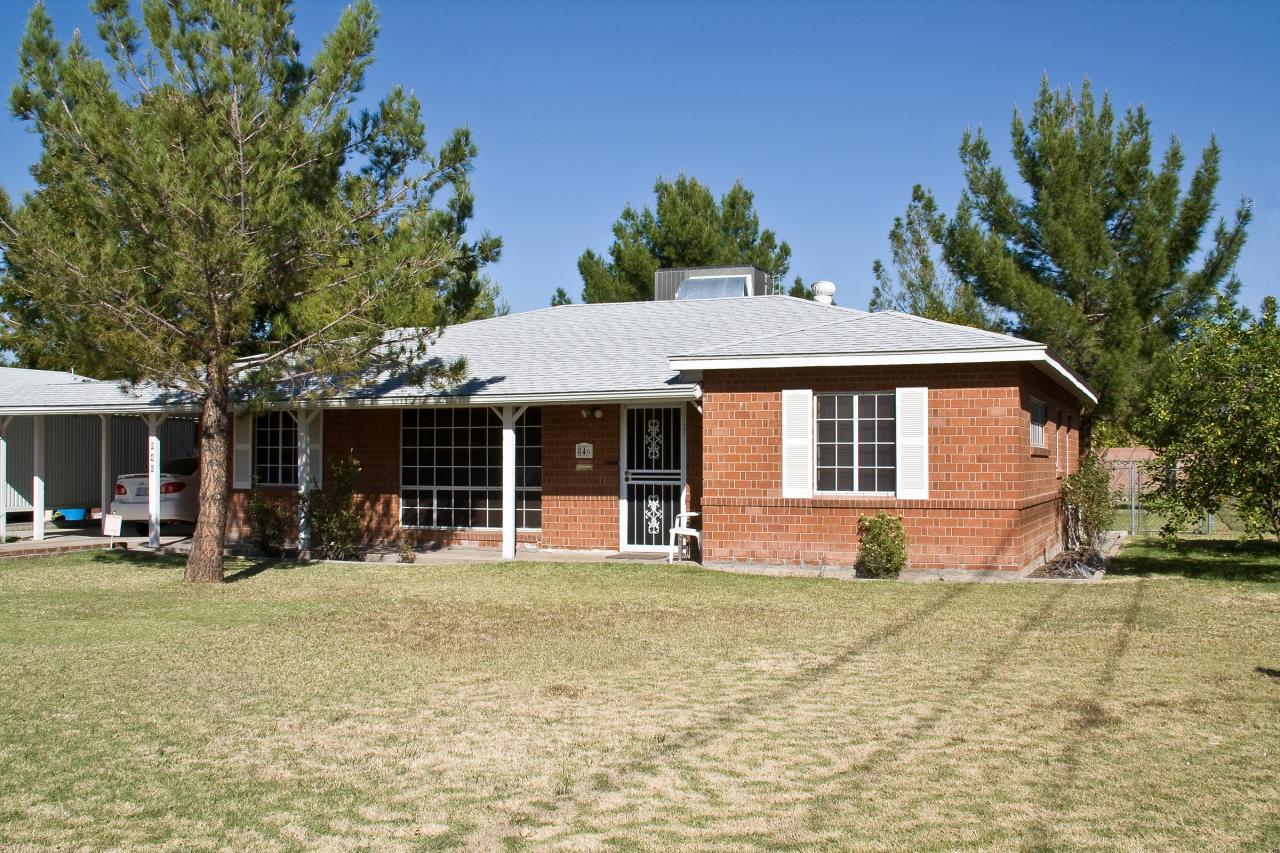 846 E Lawrence Rd., Phoenix, AZ 85014