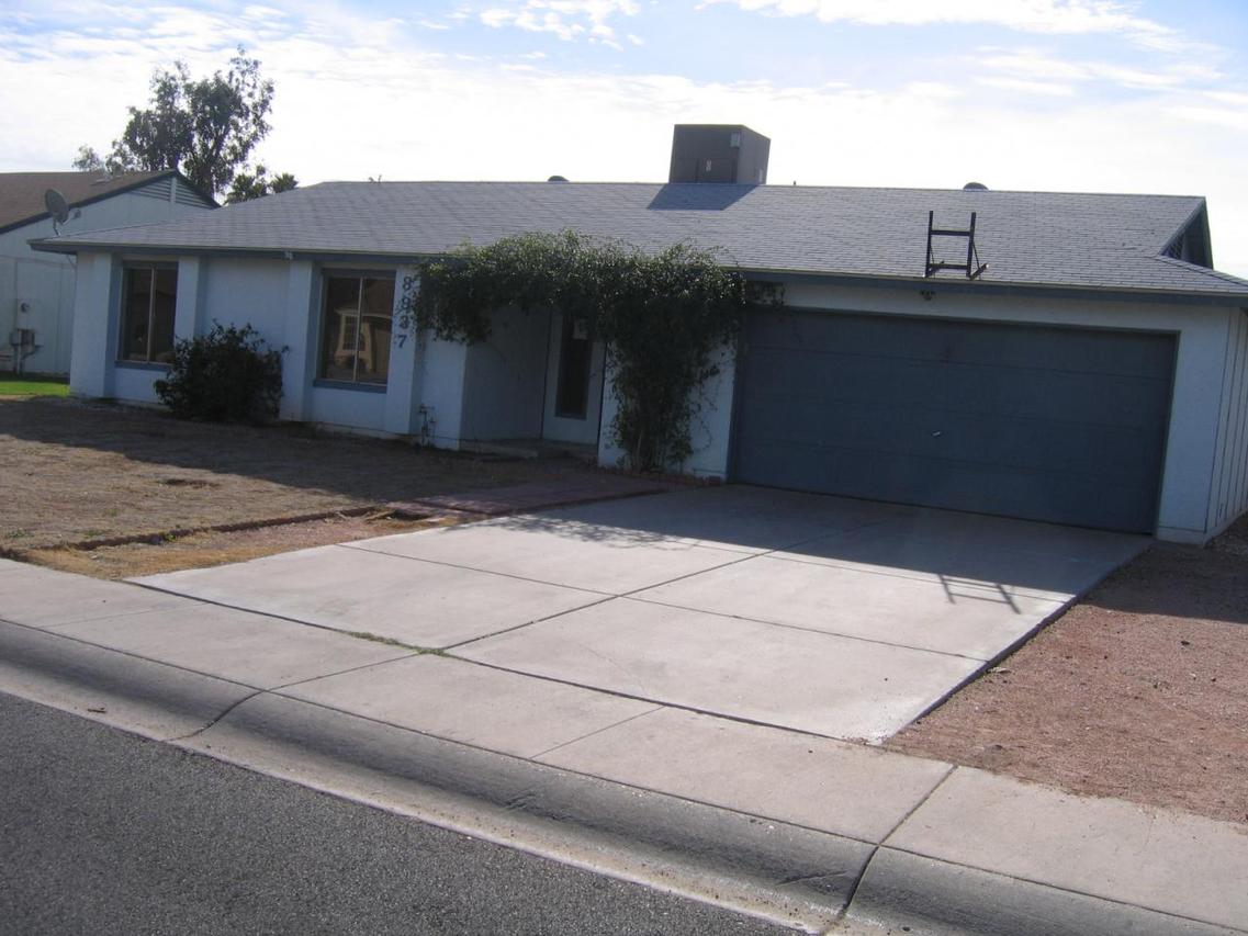 8937 W Coolidge St., Phoenix, AZ 85037