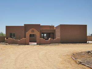 2305 E Carlise Rd., Phoenix, AZ 85086