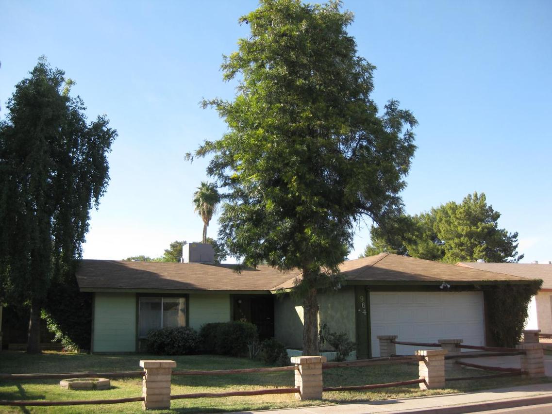 964 S Santa Barbara, Mesa, AZ 85202