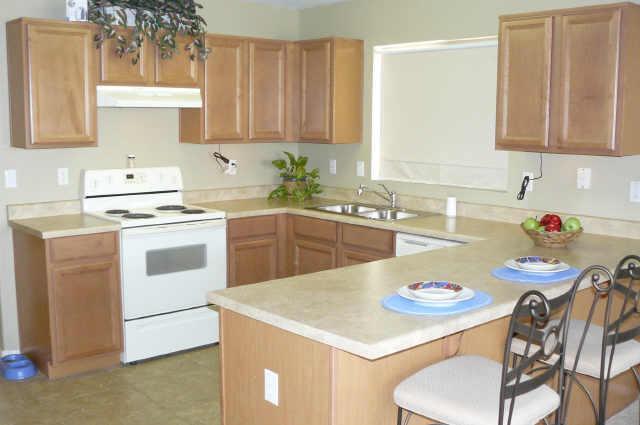 1040 E Vernoa St., San Tan Valley, AZ 85140