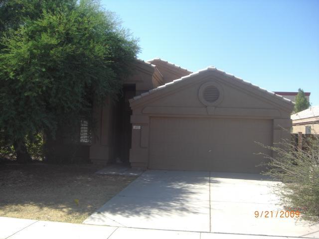 692 S Bahama Dr., Gilbert, AZ 85296