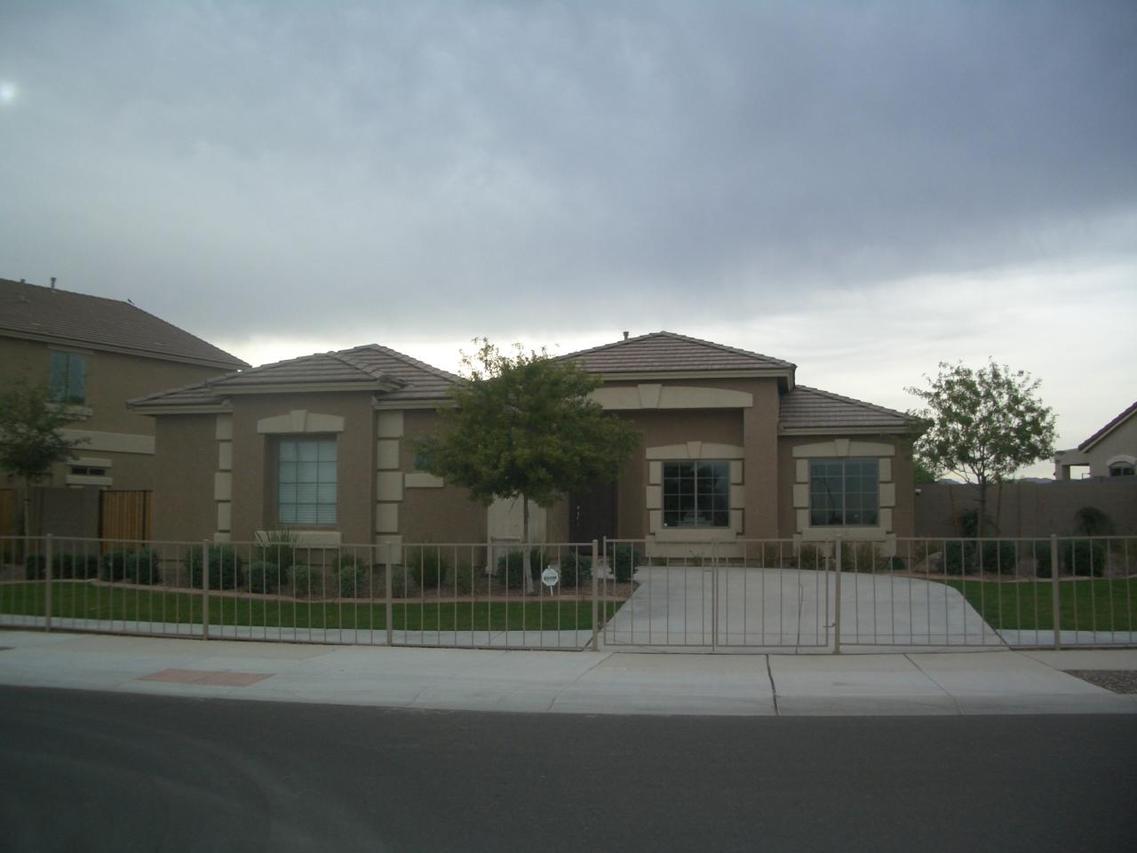 11510 N 164th Ave., Surprise, AZ 85388