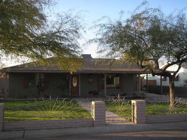 2145 E Mitchell Dr., Phoenix, AZ 85016