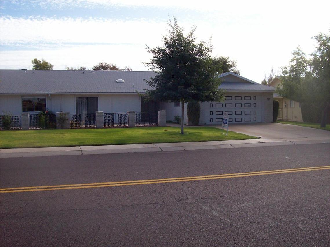 18443 N Conestoga Dr., Sun City, AZ 85373