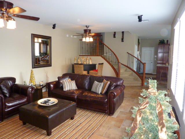 2037 W Madre Del Oro Dr., Phoenix, AZ 85085