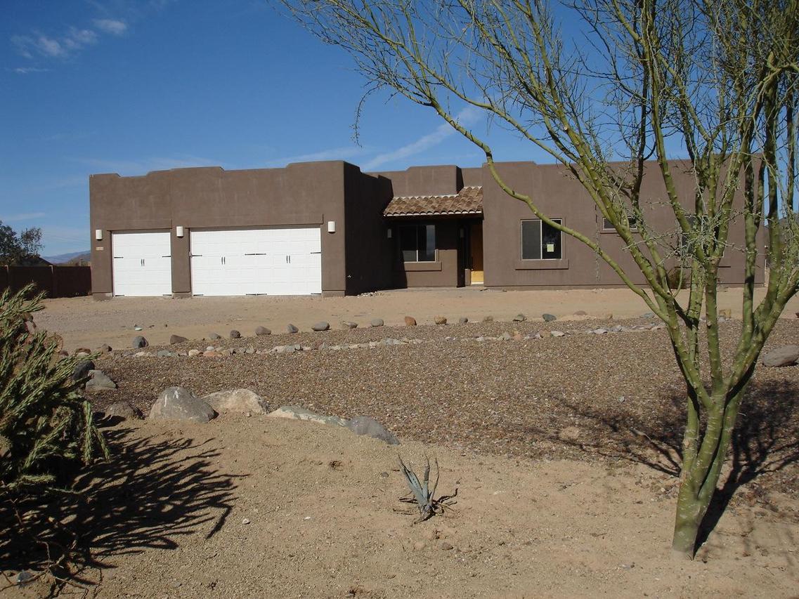 35205 N 12th St., Phoenix, AZ 85086