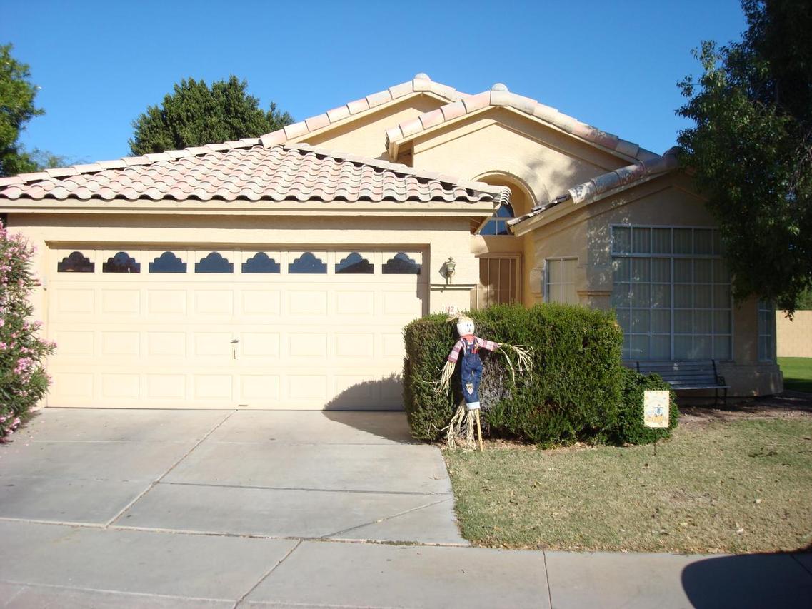142 W Merrill Ave., Gilbert, AZ 85233
