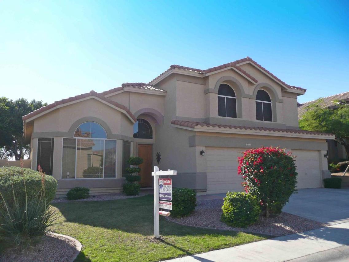 915 E Brookwood Ct., Phoenix, AZ 85048