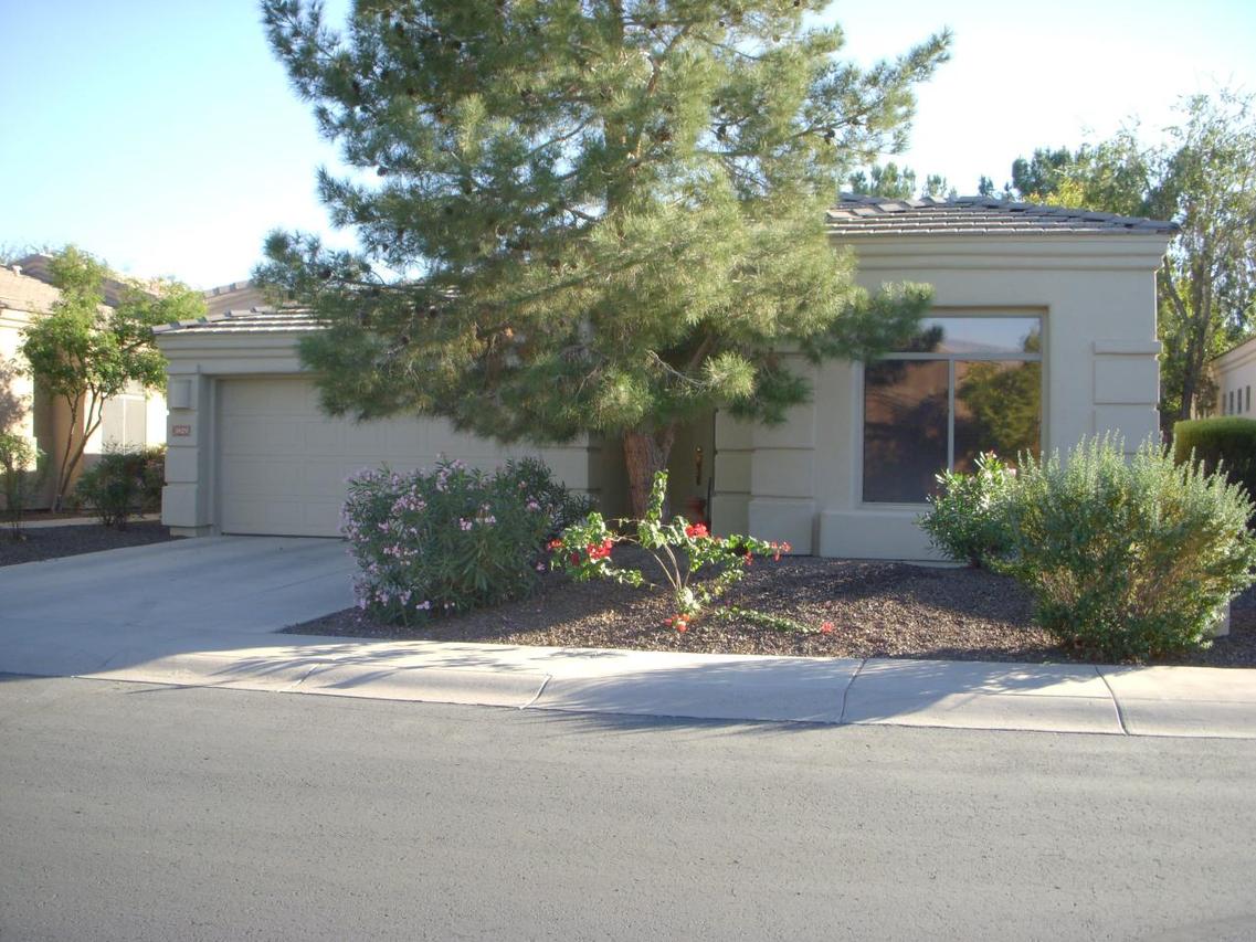 3829 E Carson Rd., Phoenix, AZ 85042