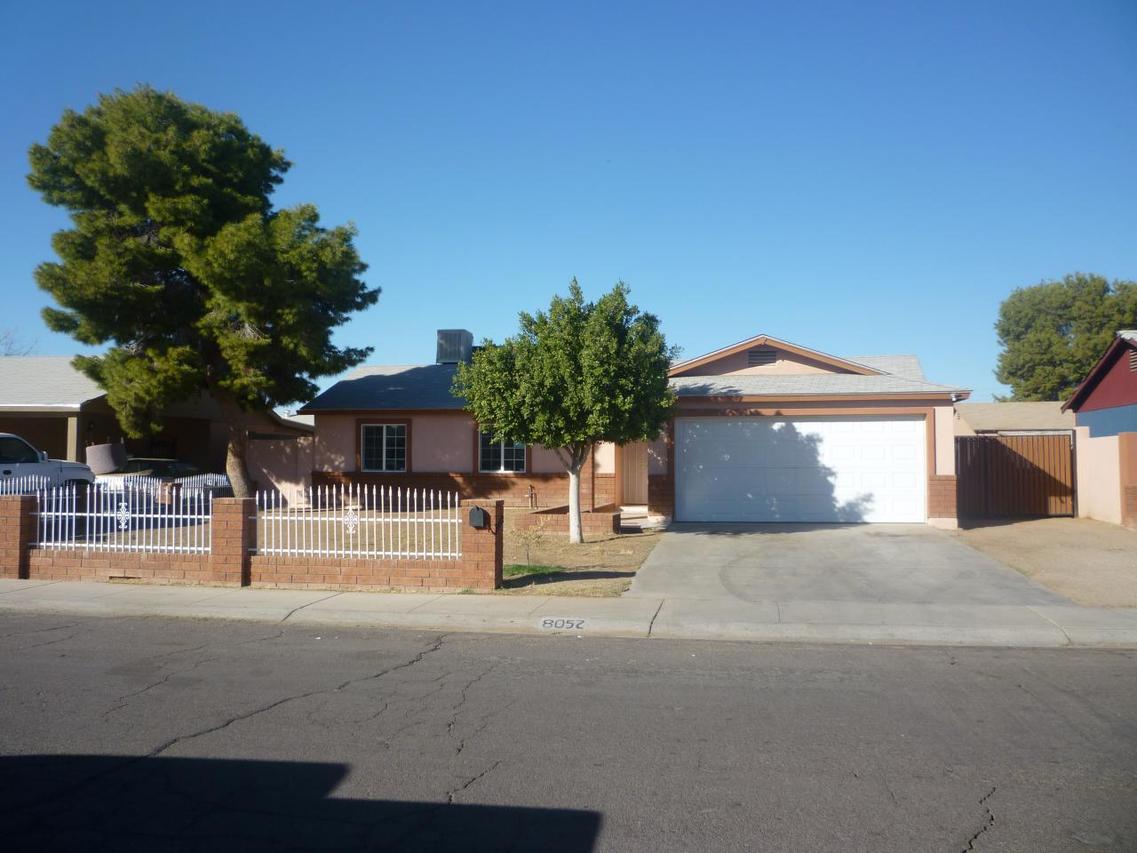 8052 W Mariposa Dr., Phoenix, AZ 85033