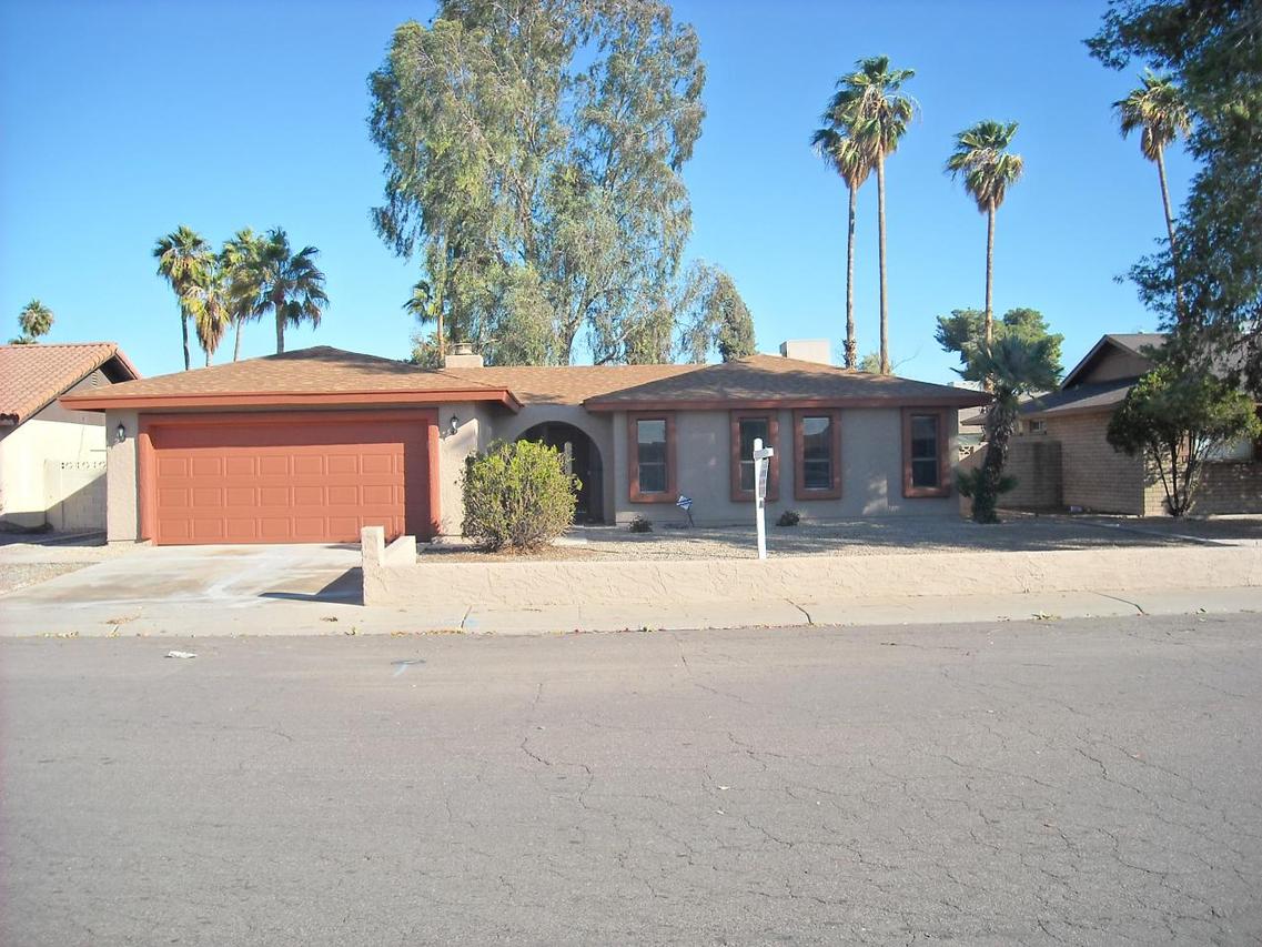 9039 N 49th Ave., Glendale, AZ 85302