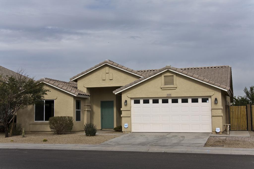 6508 W Hilton Ave., Phoenix, AZ 85043